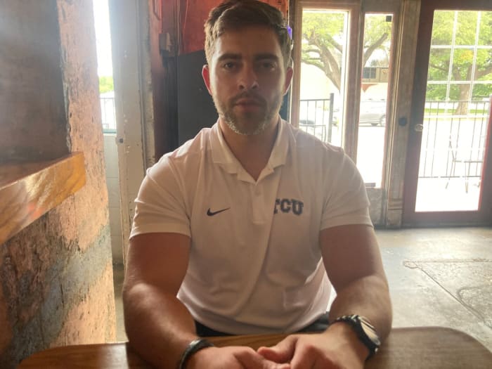 E3FC75DF-C53A-4A10-8053-D9FD694BDA38